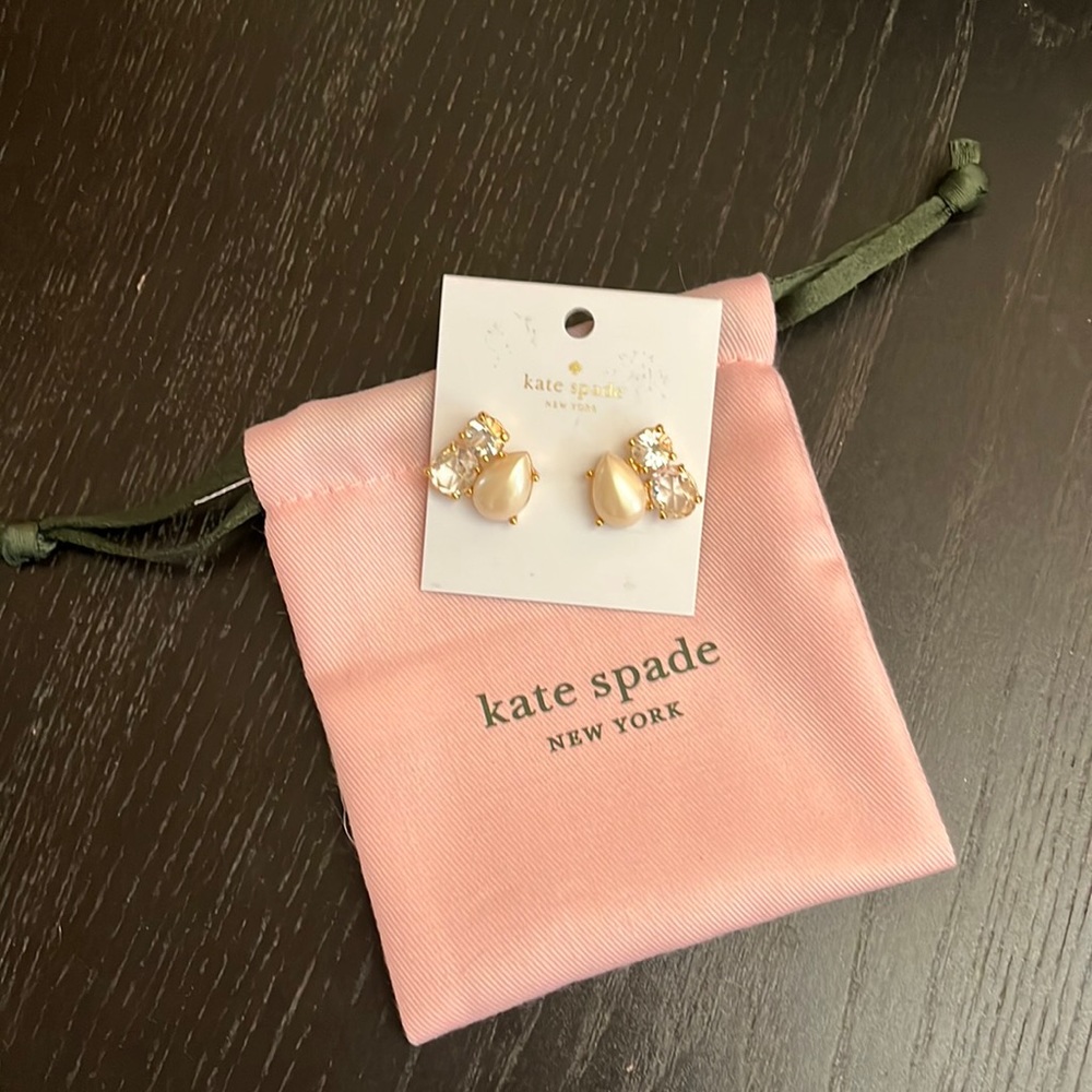 NWT Kate Spade | Faux pearl/diamond post earrings | OS - Picture 4 of 4